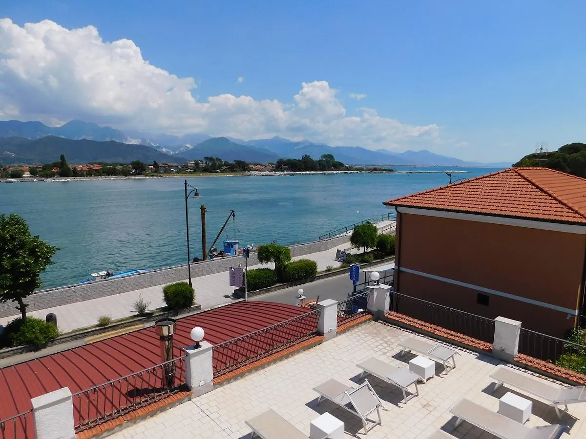 Hotel Garden Bocca Di Magra