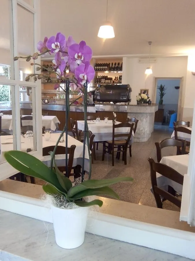 Hotel Garden Bocca Di Magra Italy